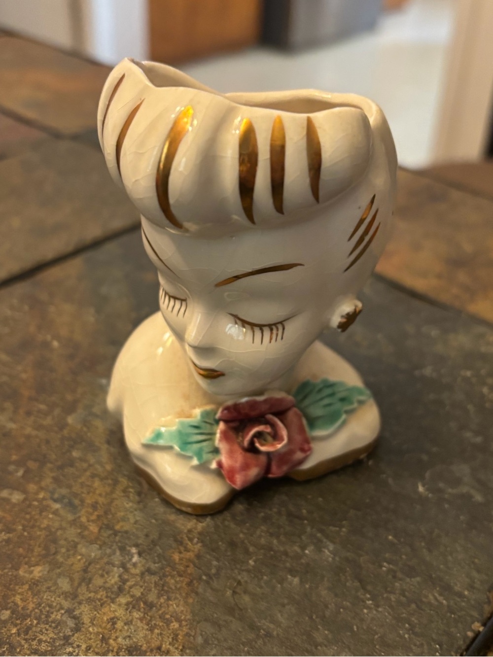 Vintage 1940s Ceramic Glamour Lady Head Vase in Cream with Pink Rose